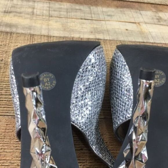Nicole Miller Slingback High Heels Silver Metallic Womens 8 M Open Toe - Picture 13 of 13
